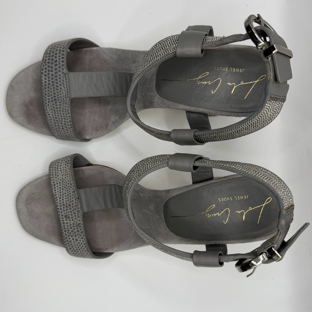 Lola Cruz | Grey Suede T-Strap Block Heel Sandals | EU 37 - Picture 3 of 12